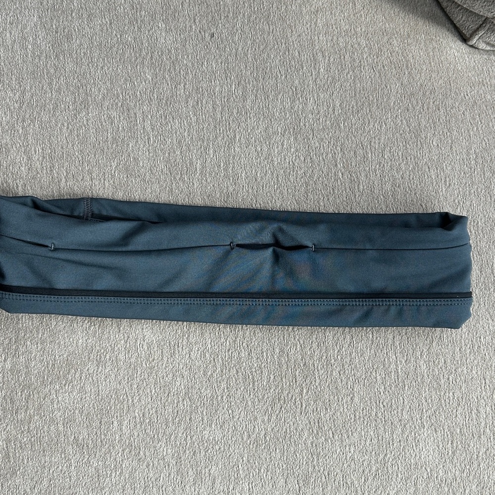 FlipBelt Gray Running Belt Size Large - Picture 5 of 10